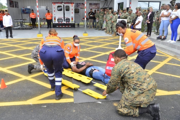 Escuelas Vocacionales certifican por primera vez técnicos en respuestas de emergencias hospitalarias