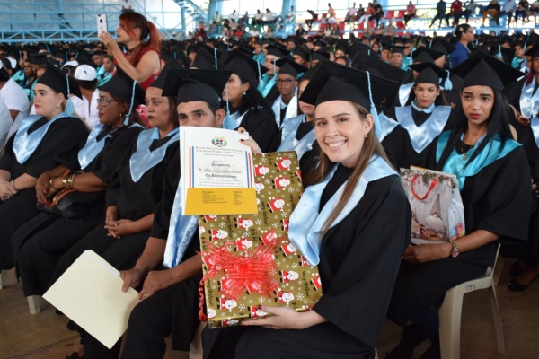 54° Graduación  2019  de las Escuelas Vocacionales de: La Vega, Jarabacoa, Moca, Pimentel, Castillo, Nagua, Los Pajones (Nagua) y Arroyo Barril (Samaná).