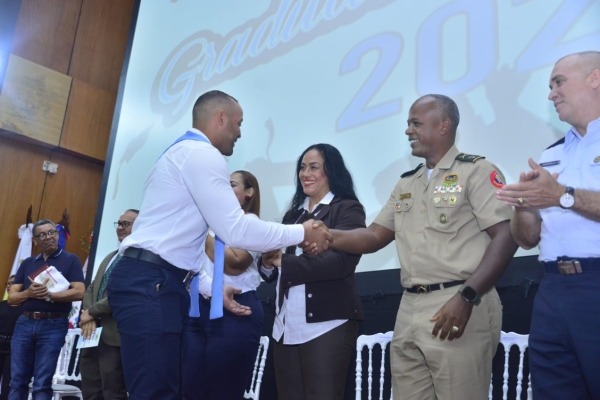 Escuelas Vocacionales de los municipios de Nagua, Samaná, Pimentel, Arroyo Barril y Castillo, gradúan 4 mil 611 nuevos técnicos en distintas especialidades