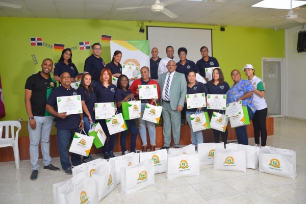 Operativo  Odontologico COOP- HERRERA 2019, en Santo Domingo Oeste